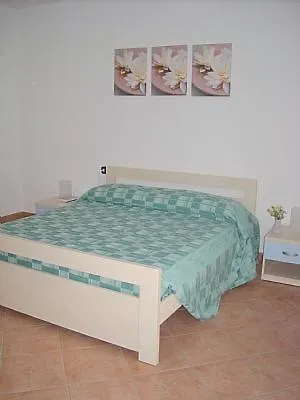 Sleeps 8 Pool Wifi 别墅